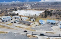 1061 E 1st Street, Warsaw, MO 65355
