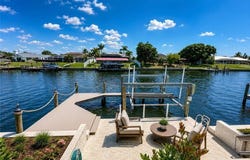 920 SE 16th Terrace, Cape Coral, FL 33990
