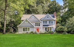 32 Bayard Lane N, Suffern, NY 10901