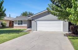 212 Harvard Avenue, Coalinga, CA 93210