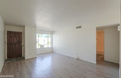 1927 E HAMPTON Avenue, Mesa, AZ 85204