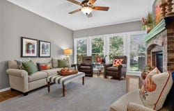 7808 NW 76th Place, Kansas City, MO 64152