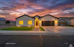 1492 N Cota Ln, Thatcher, AZ 85552