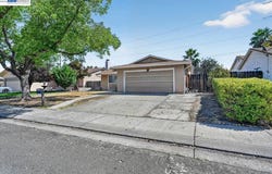2650 Colony Dr, Tracy, CA 95376