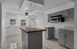 1339 SW High AVE, Topeka, KS 66604