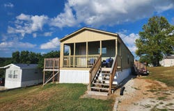 160 Deepwood Drive, Forsyth, MO 65653