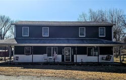 708 E Walnut Street, Steeleville, IL 62288