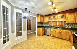 39 HATHORNE DRIVE, ANNISTON, AL 36201