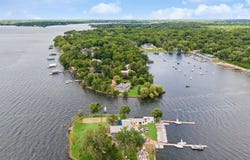 3845 Northome Road, Deephaven, MN 55391
