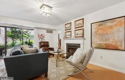 702 MOUNTAINVIEW Drive, CHESTERBROOK, PA 19087