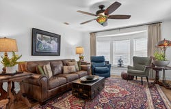 2074 W Fm 922, Valley View, TX 76272