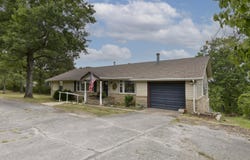 14228 Us-160, Forsyth, MO 65653