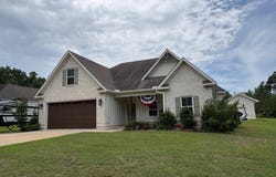 1180 Skipper, Dothan, AL 36301