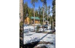 17567 Edwardsburg Rd, Cascade, ID 83611