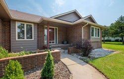 2005 E Pine Bay St, Wichita, KS 67216