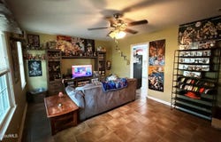 305 Purdom Drive, Blackshear, GA 31516