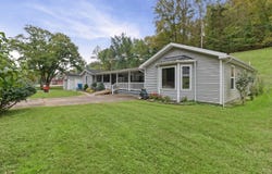 3399 Howells Mill Rd, Ona, WV 25545