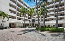 2020 HARBOURSIDE DRIVE, LONGBOAT KEY, FL 34228
