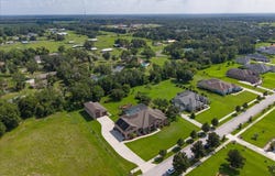 408 HAWK TALON Drive, LITHIA, FL 33547