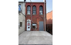 36 Main Street, Le Roy, NY 14482