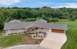 305 Orchard Drive, Marshalltown, IA 50158