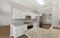 4890 RIVERCREST Ln, Bartlett, TN 38135