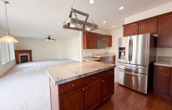 606 10TH Ct, Lafayette, OR 97127