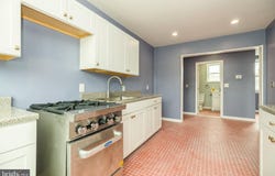 250 WARREN Street, BEVERLY, NJ 08010