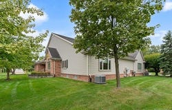 3845 Knightbridge Circle, Sterling Heights, MI 48314
