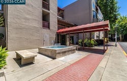 3173 Wayside Plaza, Walnut Creek, CA 94597