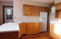 75 E Bridge Street, Berea, OH 44017