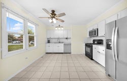 5911 W 125th Place, Alsip, IL 60803