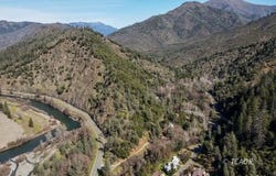 71 Gilzean Rd, Junction City, CA 96048