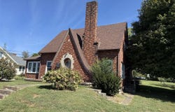 301 S Lincoln Boulevard, Hodgenville, KY 42724