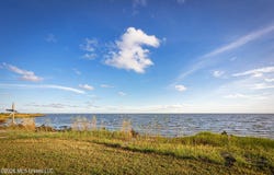 Seashore Avenue, Ocean Springs, MS 39564