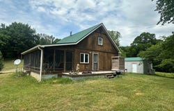 275 Steep Hollow Rd, Greensburg, KY 42743