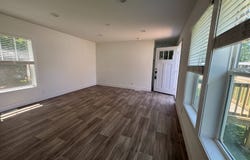 381 3rd Ave SW, Dickinson, ND 58601