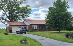 12 S KINZER Road, KINZERS, PA 17535