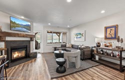 4549 S Arrow Point Dr, Harrison, ID 83833
