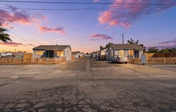 636 E Roosevelt Avenue, Visalia, CA 93292