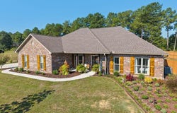 19 Garret Ln, ELLISVILLE, MS 39437