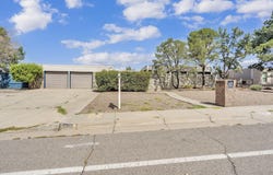 8901 Osuna Road NE, Albuquerque, NM 87111