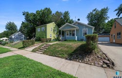 1207 W Sioux St, Sioux Falls, SD 57104