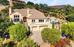 1176 Castle Oaks Drive, Napa, CA 94558