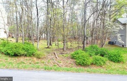 103 GREEN LEAF Drive, CROSS JUNCTION, VA 22625