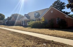 321 10th, Memphis, TX 79245