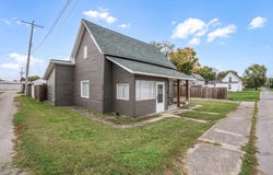 220 Barnes Avenue, Circleville, OH 43113