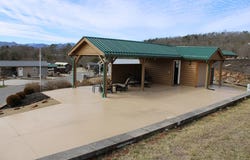 289 Sunset View Trl, Franklin, NC 28734
