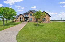 2454 W SH 380, Jacksboro, TX 76458