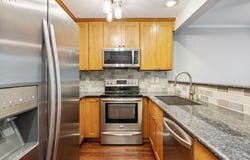 7169 SW SAGERT St, Tualatin, OR 97062